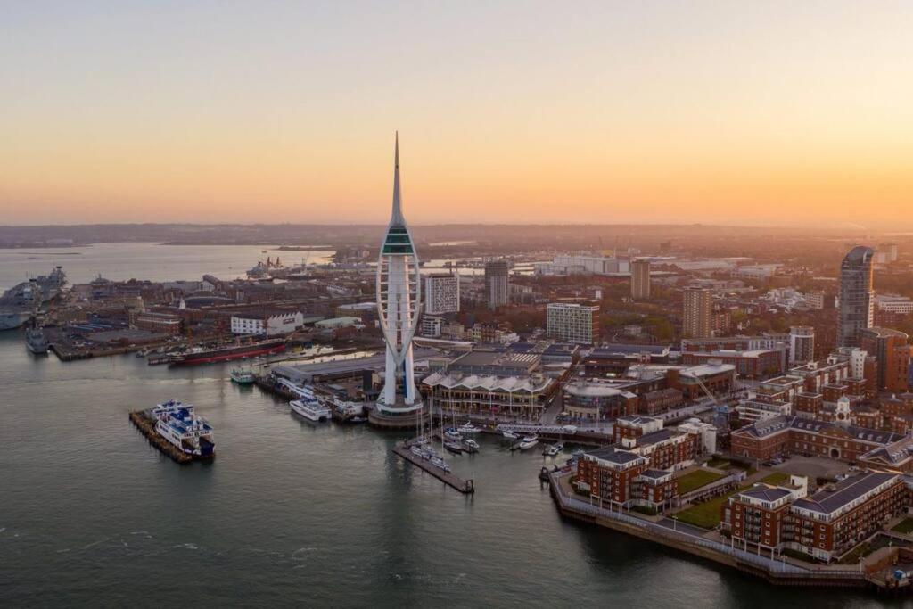 Coastal Comfort Getaway Портцмаус Экстерьер фото